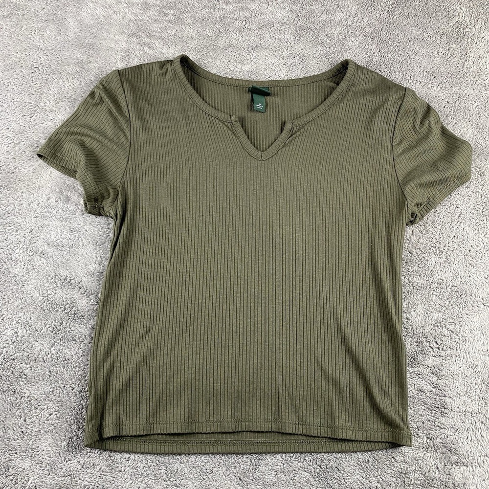 Wild‎ Fable Ribbed V Neck Cropped T Shirt Womens Medium Olive Green Short Sleeve